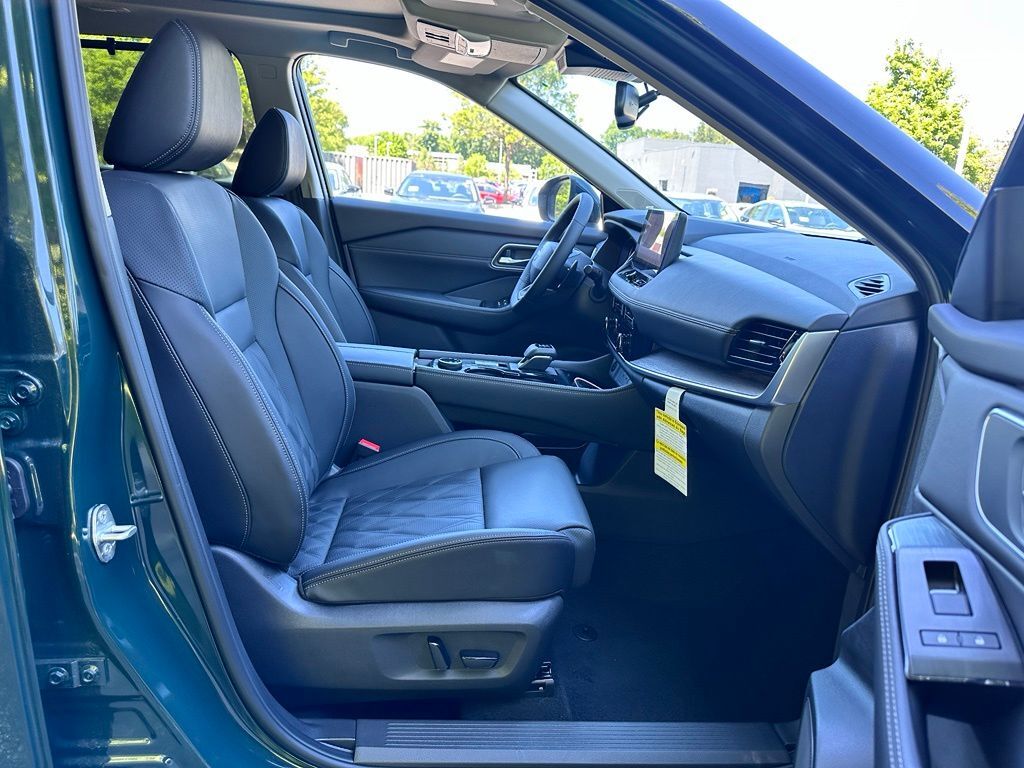 2026 Nissan Rogue Platinum San Clemente CA