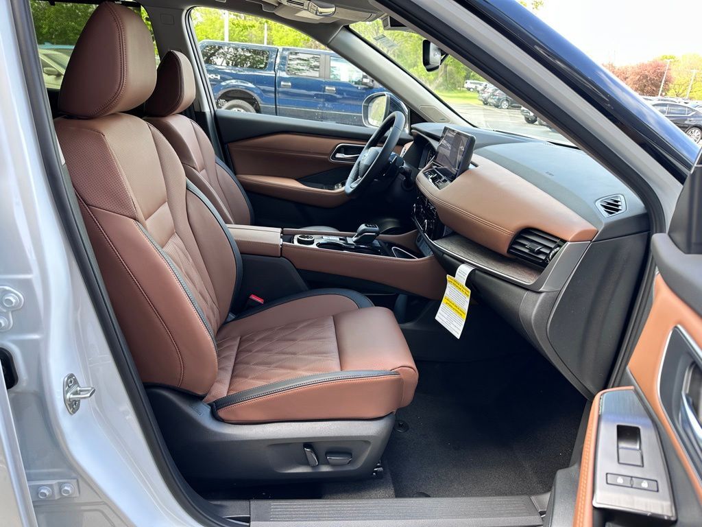 2026 Nissan Rogue Platinum San Clemente CA