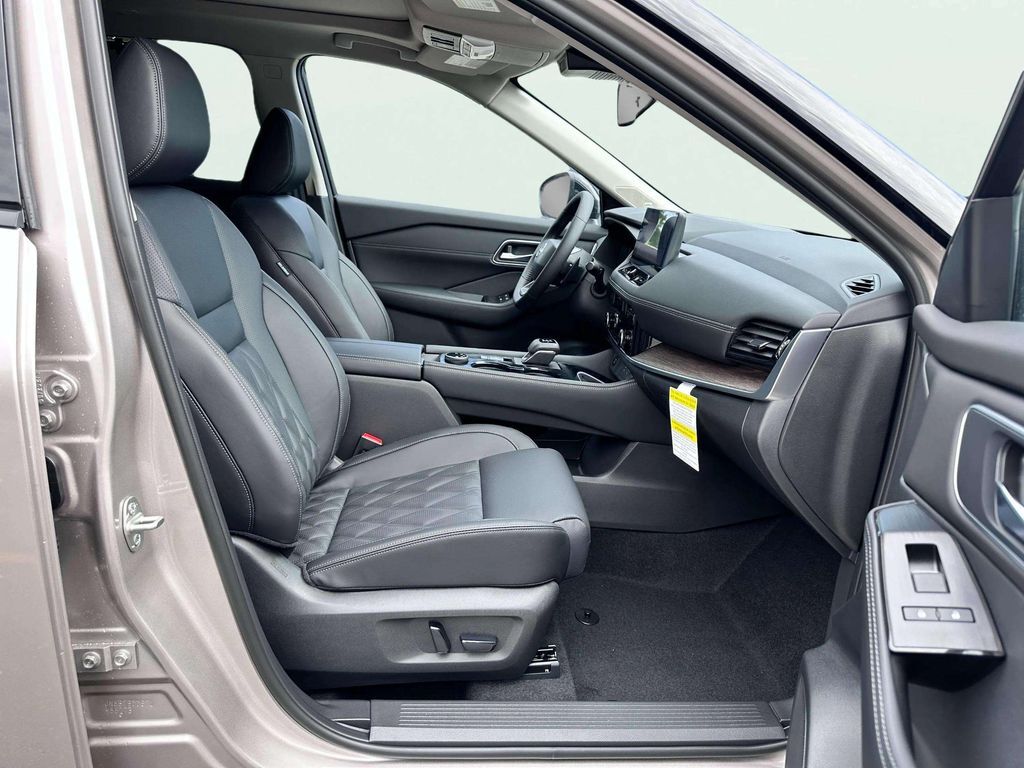 2026 Nissan Rogue Platinum San Clemente CA