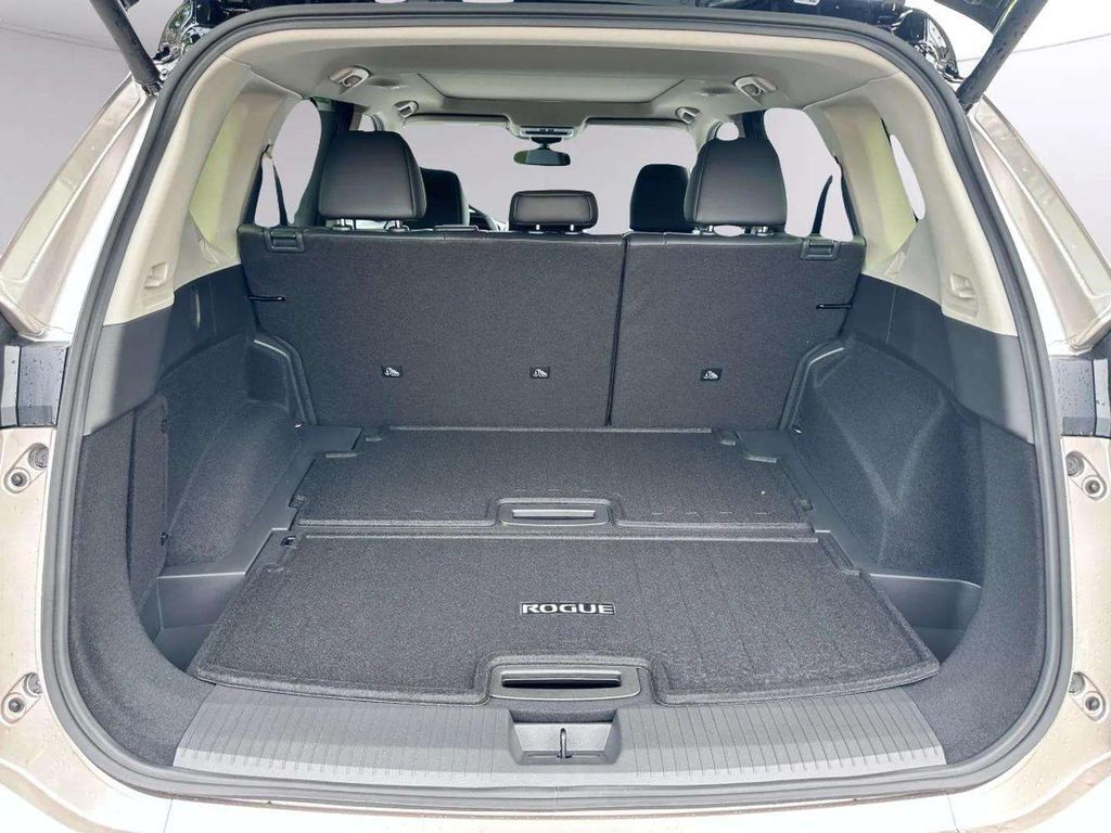 2026 Nissan Rogue Platinum San Clemente CA