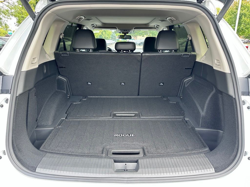 2026 Nissan Rogue Platinum San Clemente CA