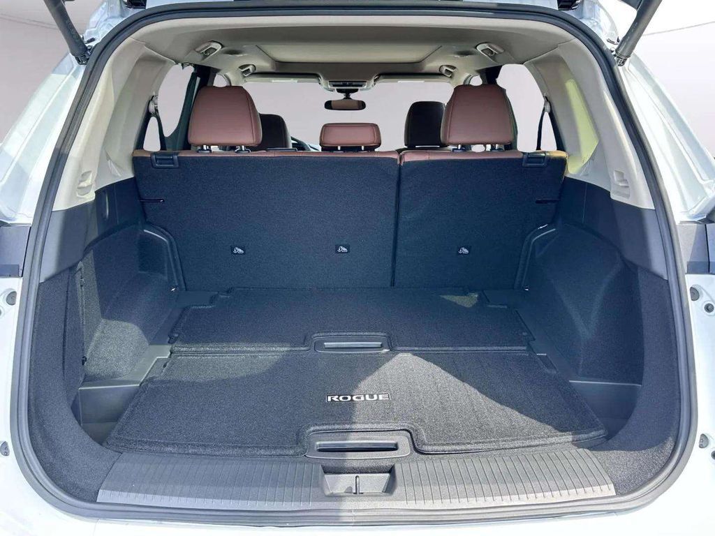 2026 Nissan Rogue Platinum San Clemente CA