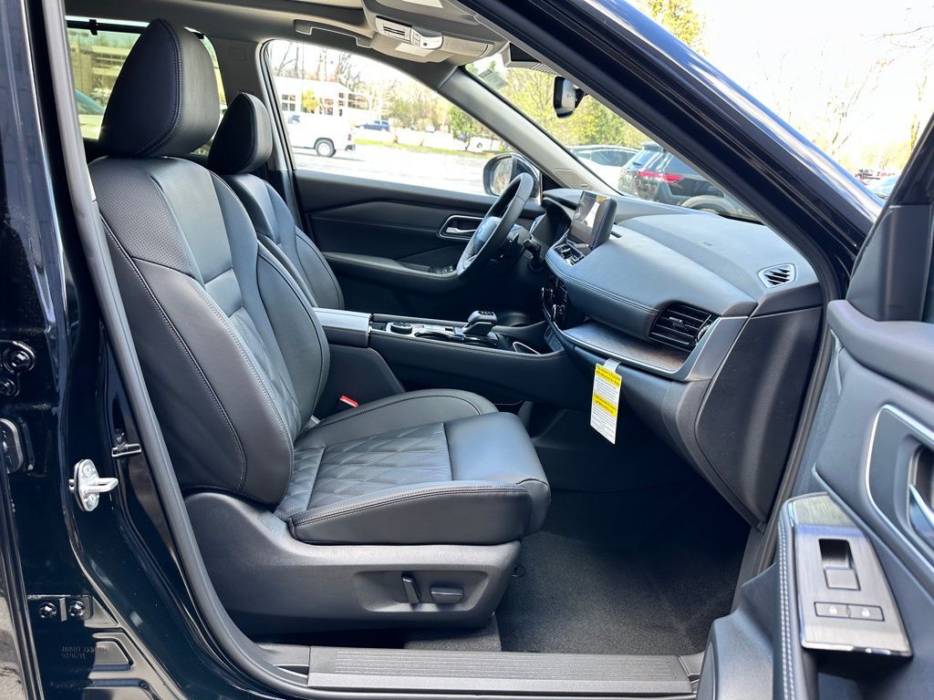 2026 Nissan Rogue Platinum San Clemente CA