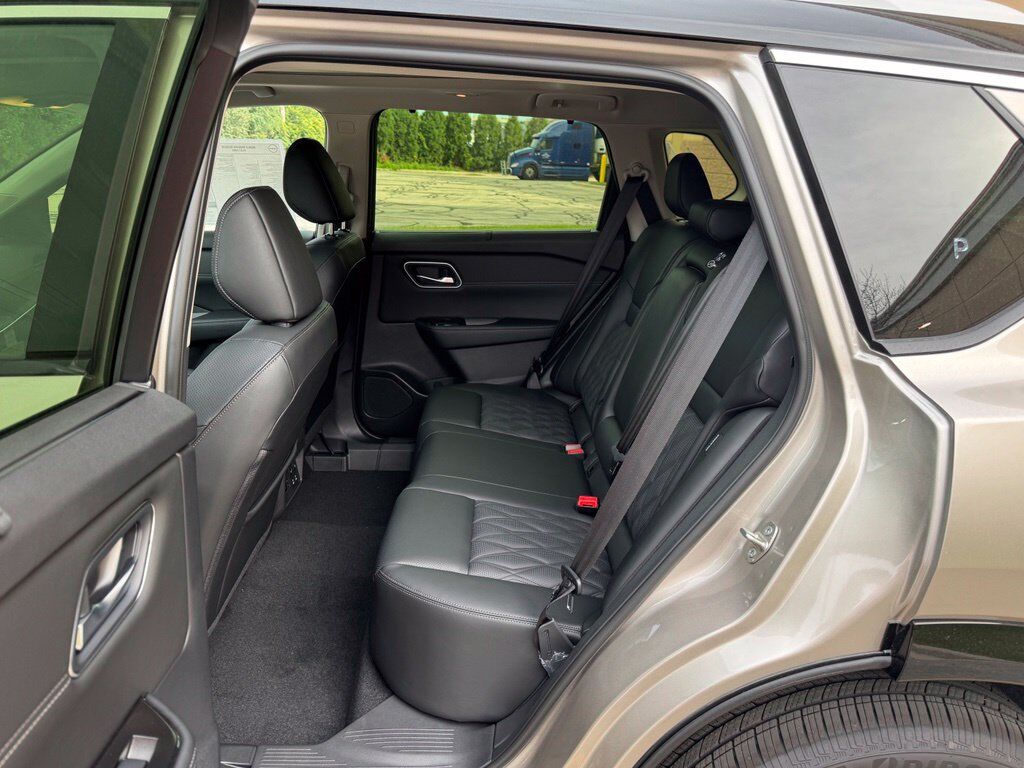 2026 Nissan Rogue Platinum San Clemente CA