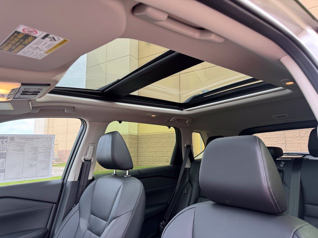2026 Nissan Rogue Platinum San Clemente CA