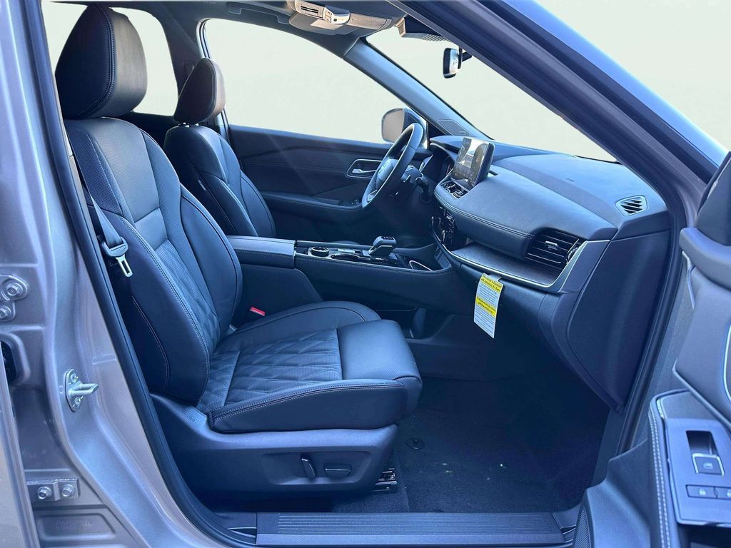 2026 Nissan Rogue Platinum San Clemente CA