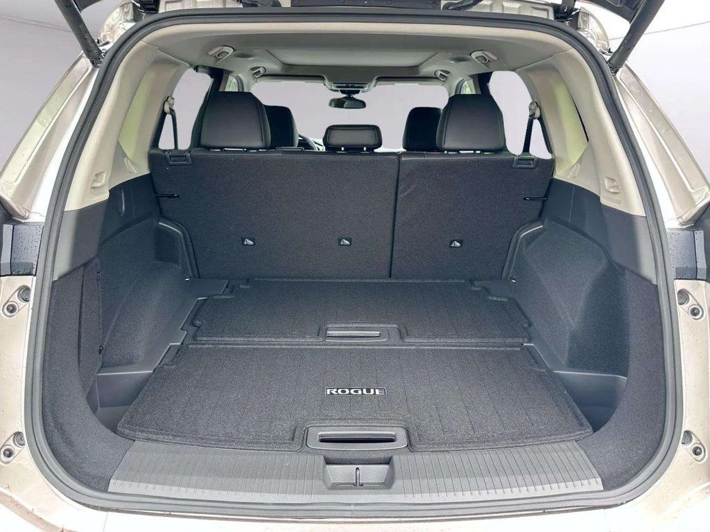 2026 Nissan Rogue Platinum San Clemente CA