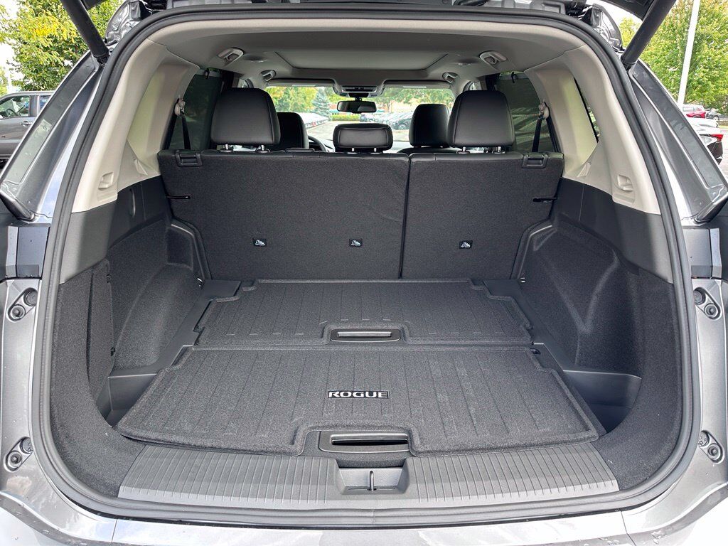 2026 Nissan Rogue Platinum San Clemente CA
