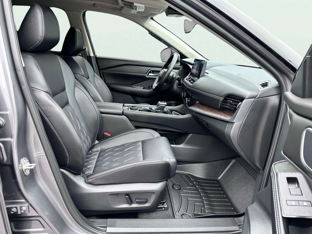 2026 Nissan Rogue Platinum San Clemente CA