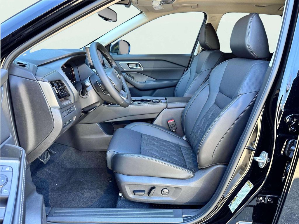 2026 Nissan Rogue Platinum San Clemente CA