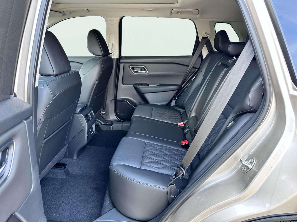 2026 Nissan Rogue Platinum San Clemente CA