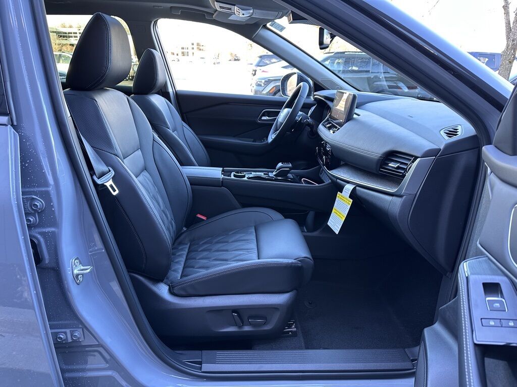 2026 Nissan Rogue Platinum San Clemente CA