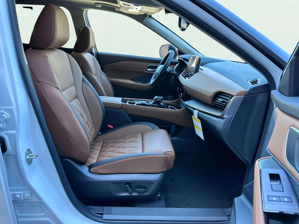 2026 Nissan Rogue Platinum San Clemente CA