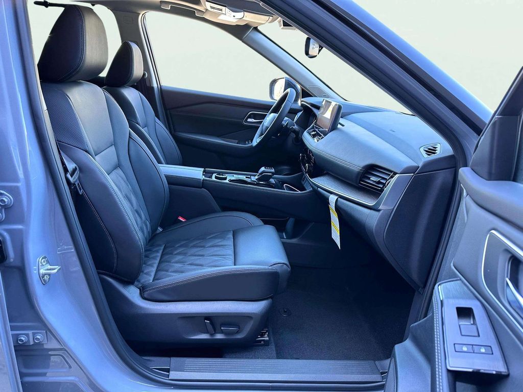 2026 Nissan Rogue Platinum San Clemente CA