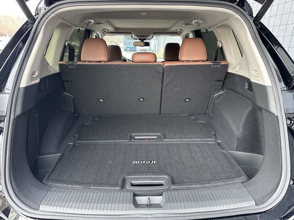 2026 Nissan Rogue Platinum San Clemente CA