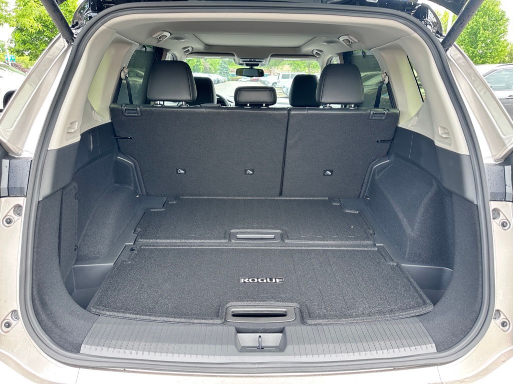 2026 Nissan Rogue Platinum San Clemente CA