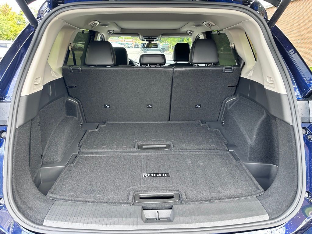 2026 Nissan Rogue Platinum San Clemente CA