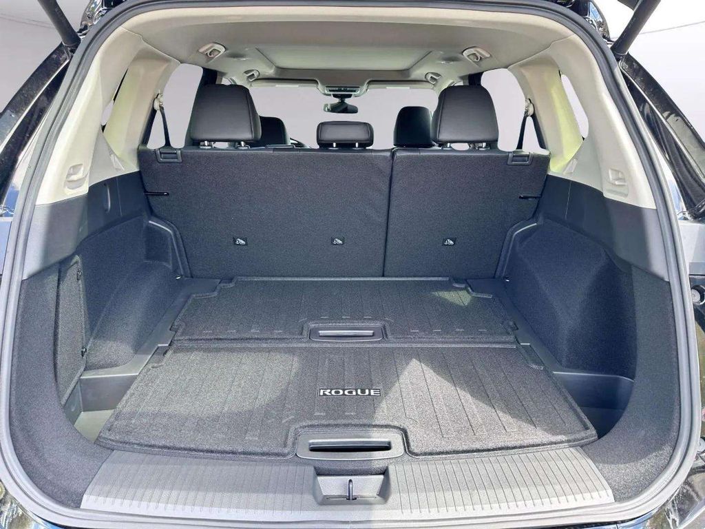 2026 Nissan Rogue Platinum San Clemente CA