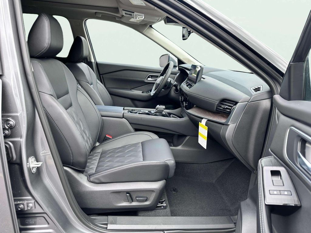 2026 Nissan Rogue Platinum San Clemente CA
