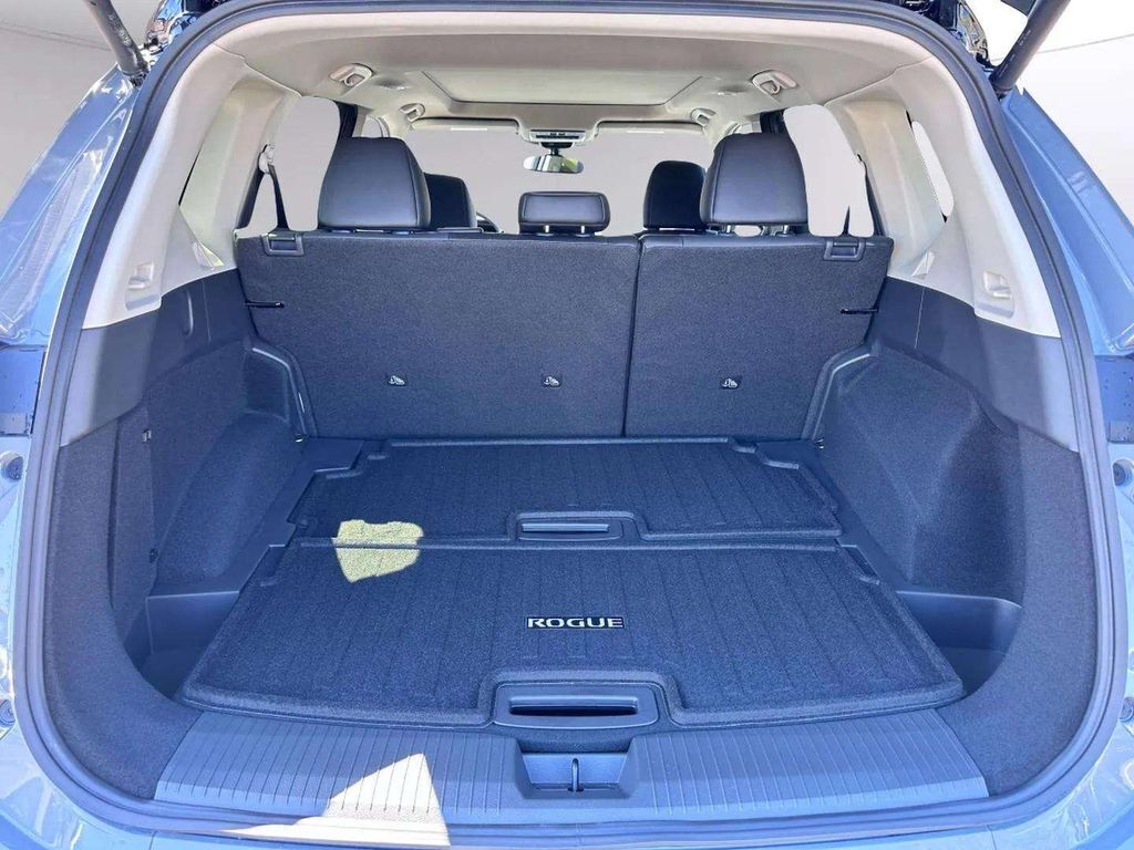 2026 Nissan Rogue Platinum San Clemente CA