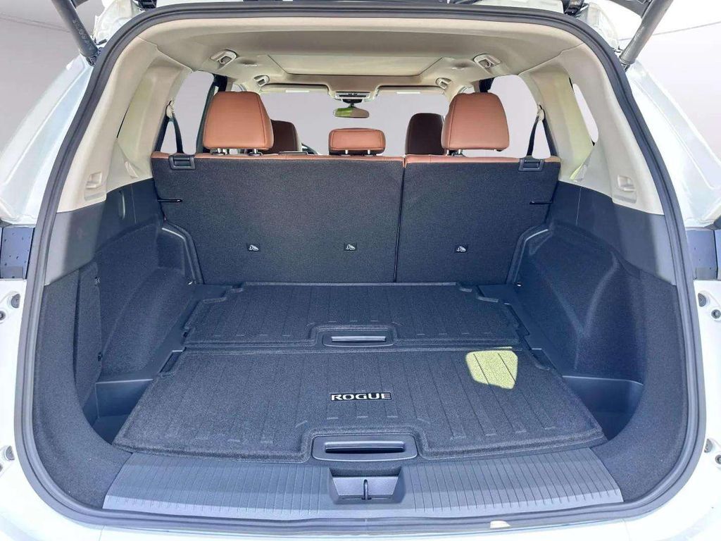 2026 Nissan Rogue Platinum San Clemente CA