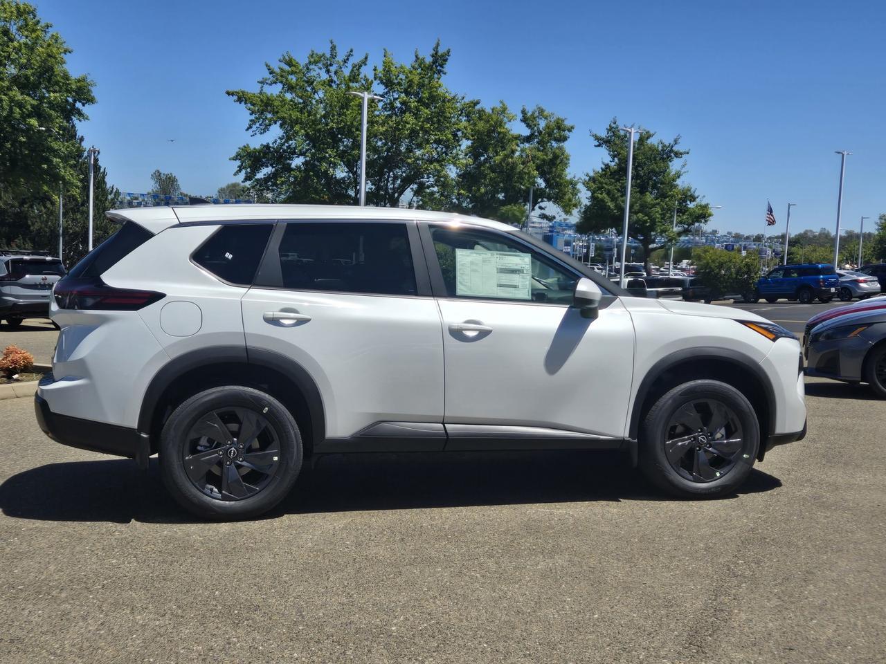 2026 Nissan Rogue SV 2026 Nissan Rogue SV