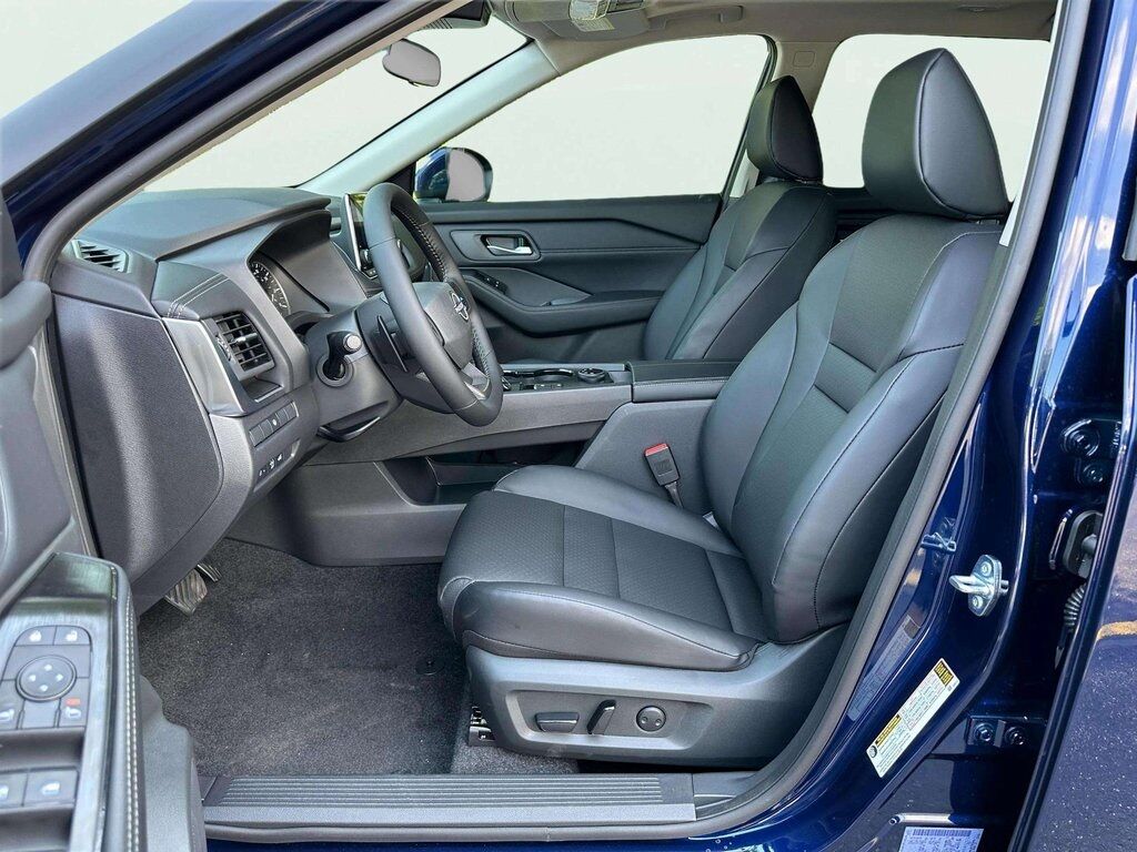 2026 Nissan Rogue SV W/ Cold Weather &amp; Premium Pkg San Clemente CA