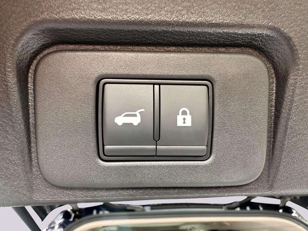 2026 Nissan Rogue SV w/Premium &amp; Cold Weather Pkg San Clemente CA