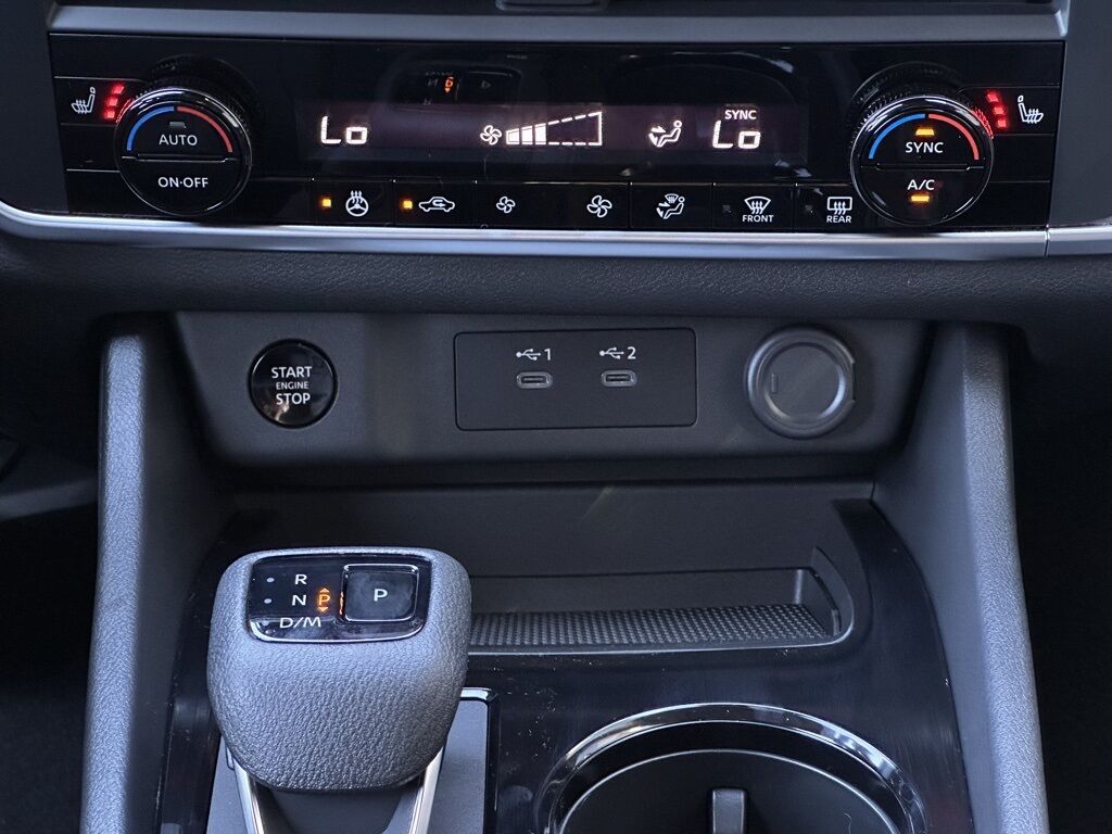 2026 Nissan Rogue SV w/Premium &amp; Cold Weather Pkg San Clemente CA