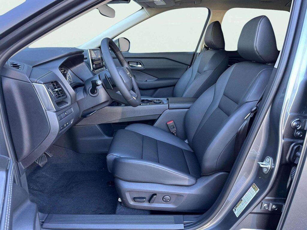 2026 Nissan Rogue SV w/Premium &amp; Cold Weather Pkg San Clemente CA