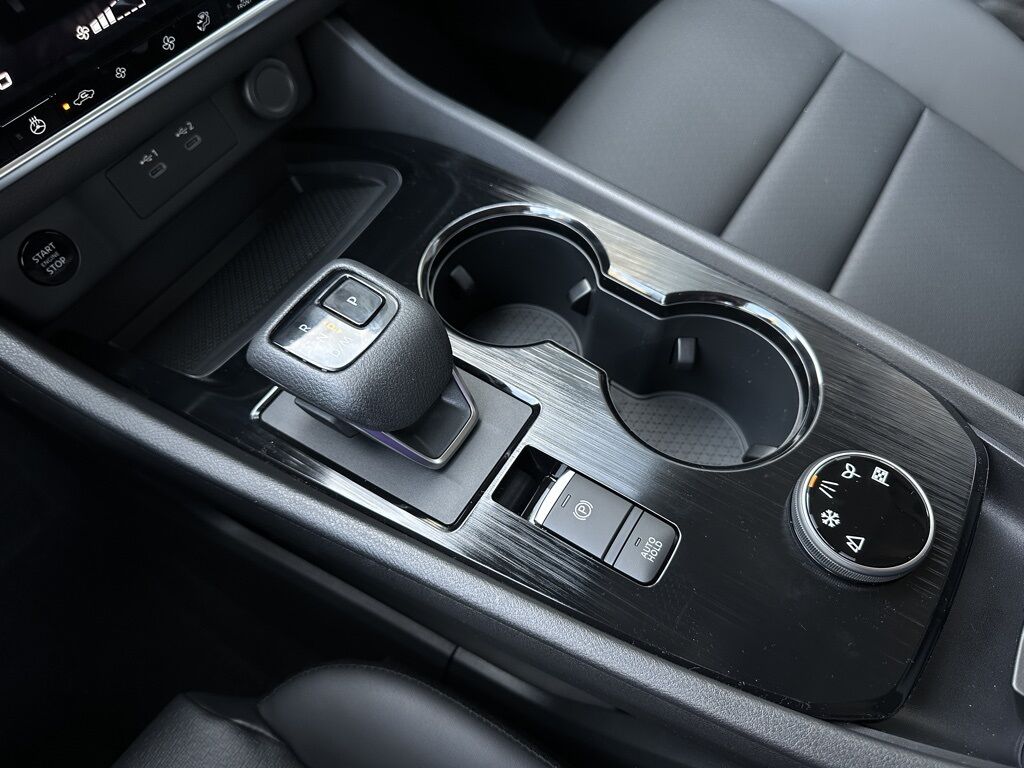 2026 Nissan Rogue SV w/Premium &amp; Cold Weather Pkg San Clemente CA