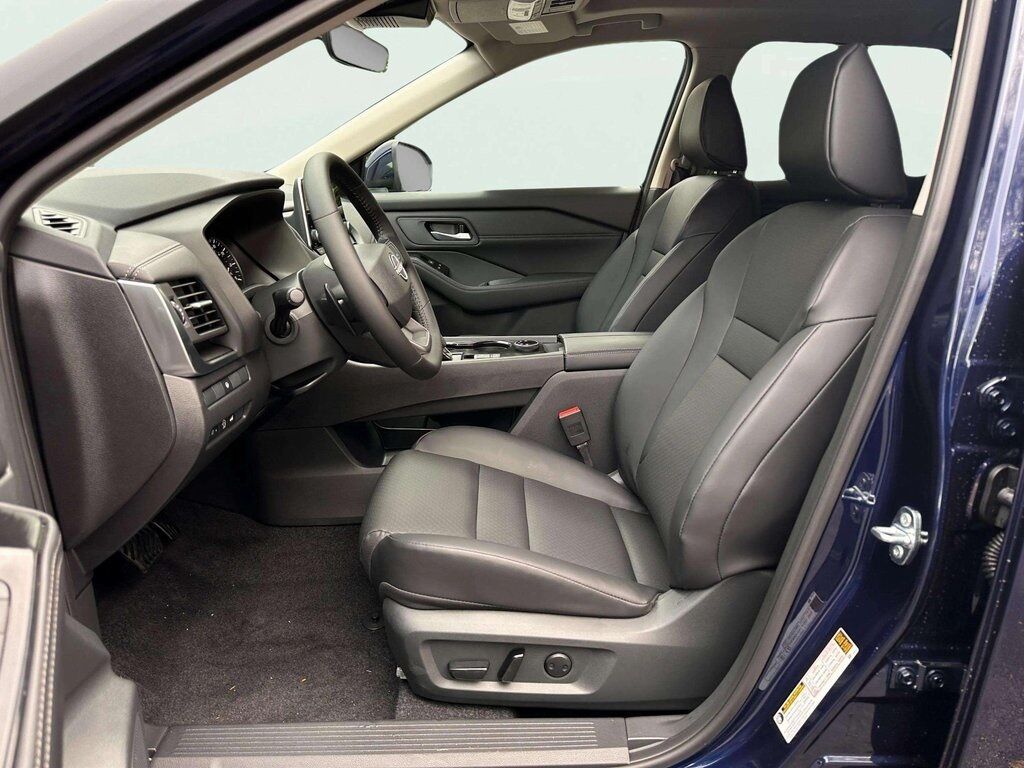 2026 Nissan Rogue SV w/Premium &amp; Cold Weather Pkg San Clemente CA