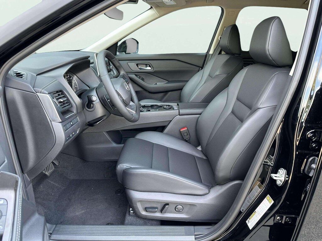 2026 Nissan Rogue SV w/Premium &amp; Cold Weather Pkg San Clemente CA