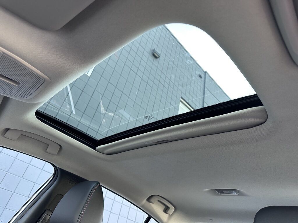 2026 Nissan Sentra SR w/Moonroof &amp; Premium &amp; All Weather Pkg San Clemente CA