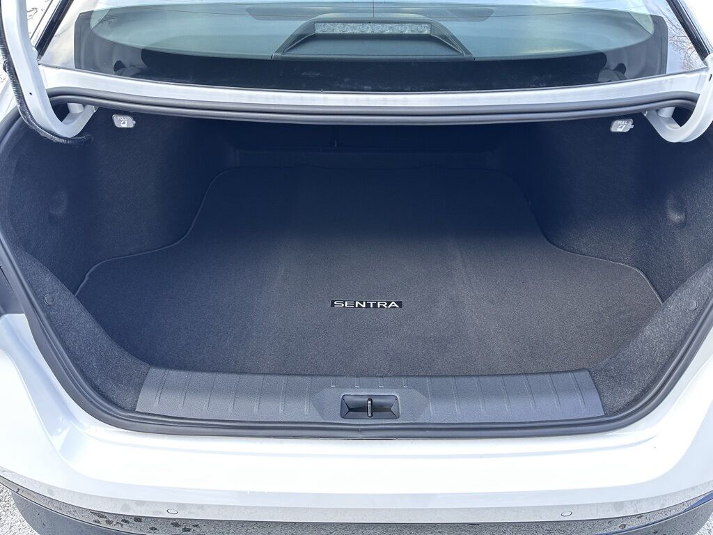 2026 Nissan Sentra SR w/Premium, Moonroof &amp; All Weather Pkg San Clemente CA