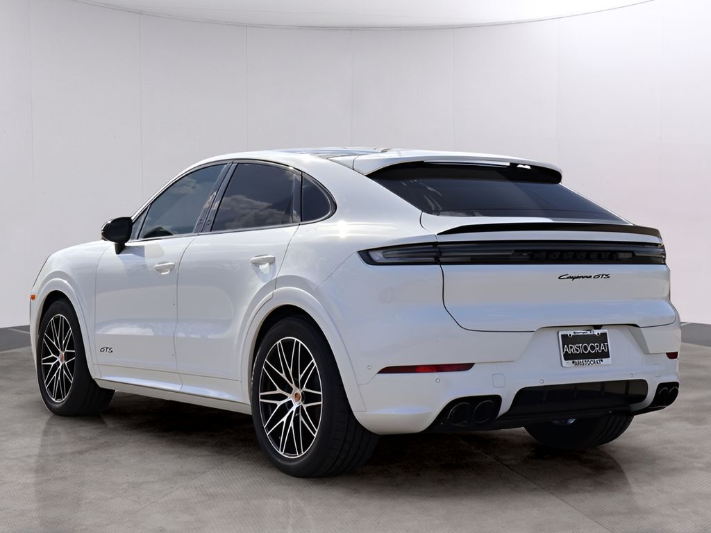 2026 Porsche Cayenne Coupe GTS
