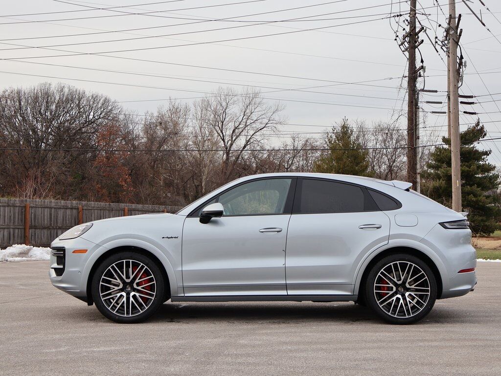2026 Porsche Cayenne E-Hybrid Coupe Turbo
