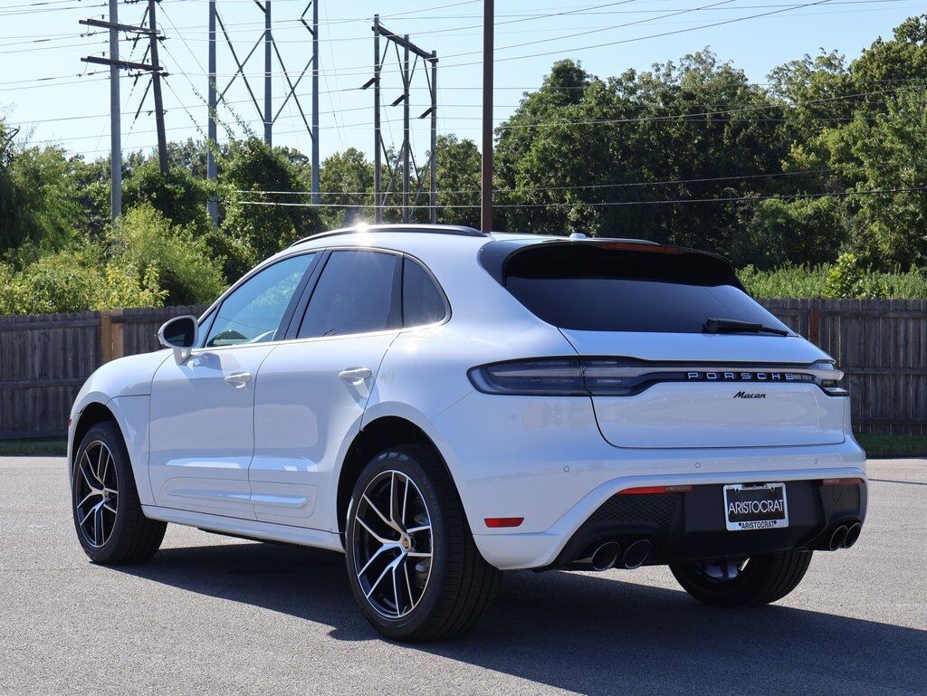 2026 Porsche Macan