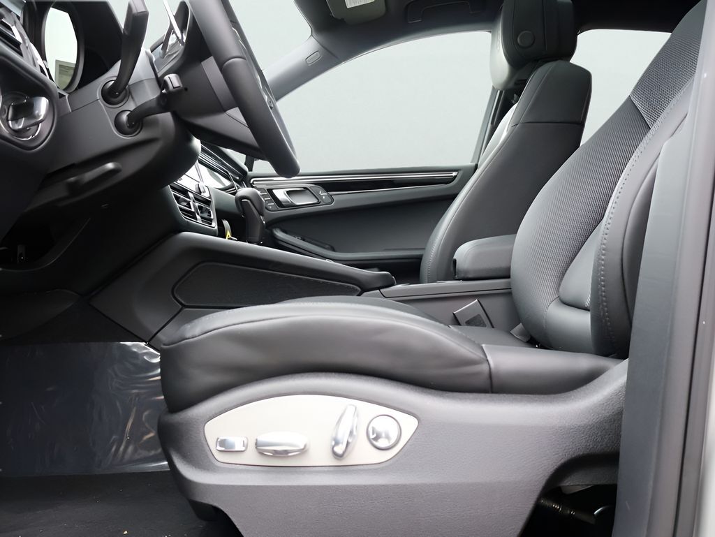 2026 Porsche Macan San Clemente CA