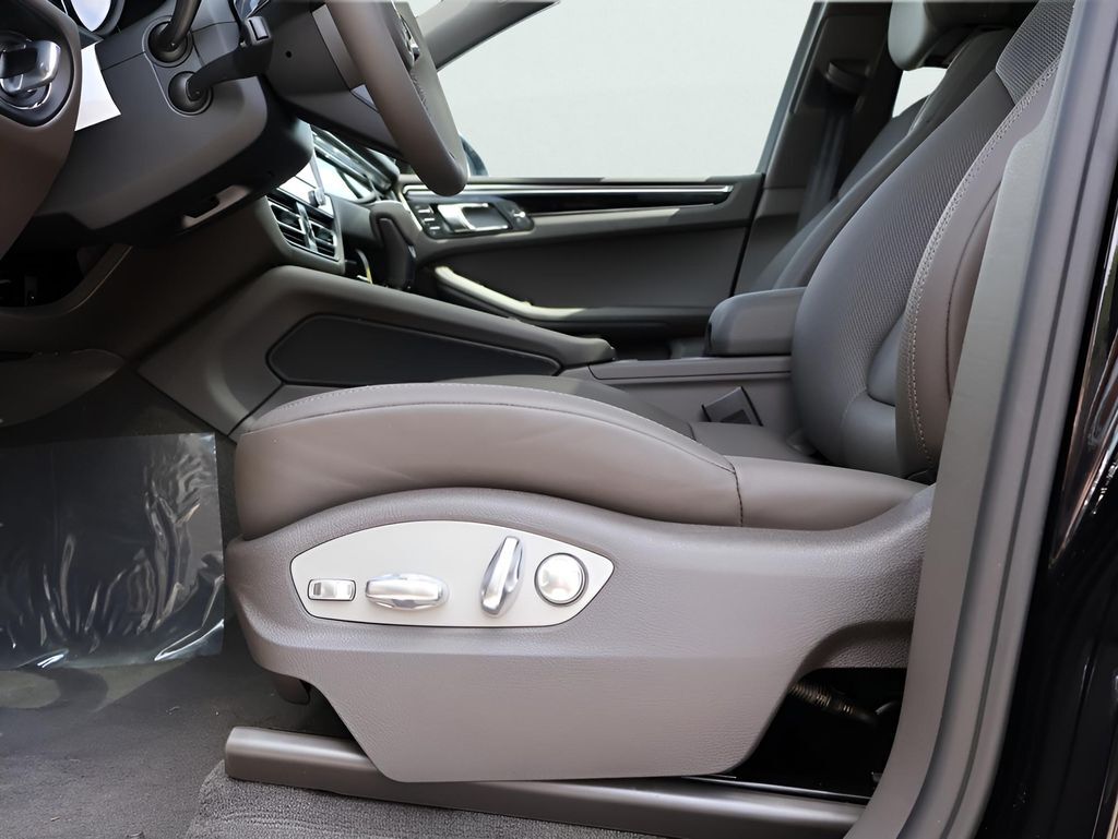 2026 Porsche Macan San Clemente CA