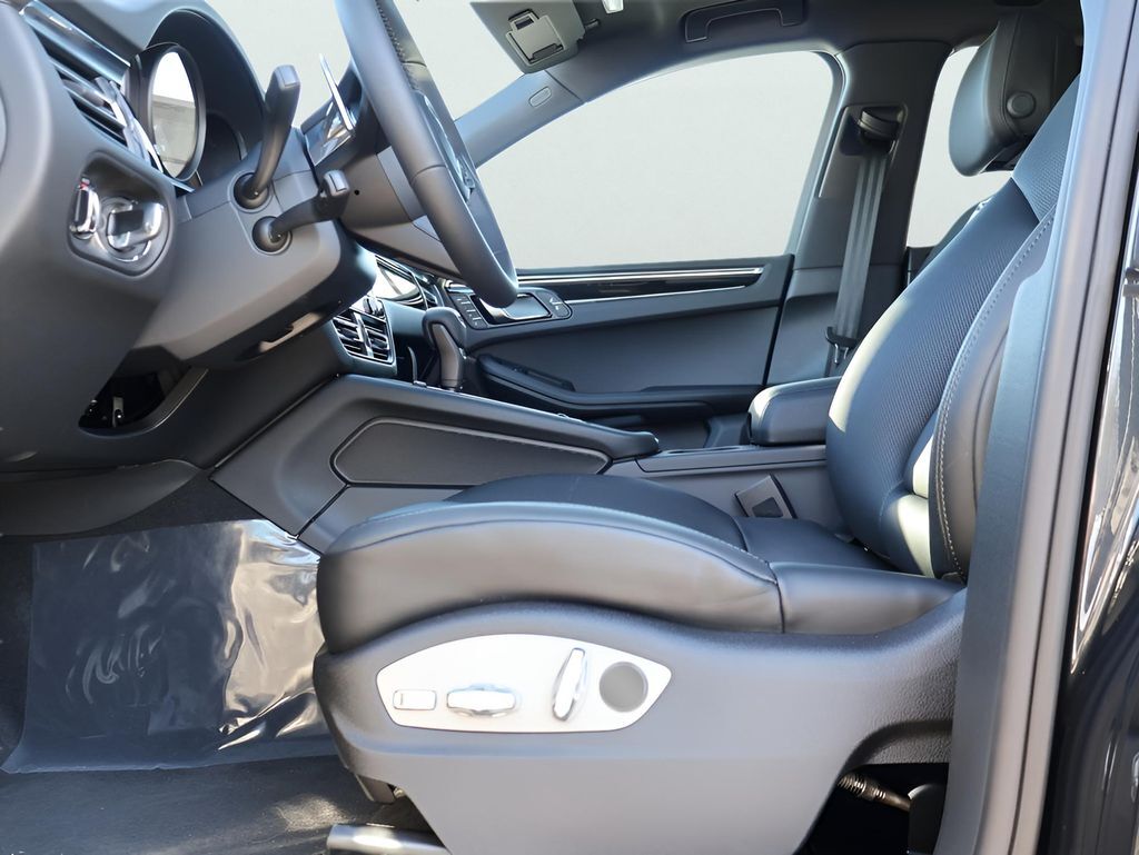 2026 Porsche Macan San Clemente CA