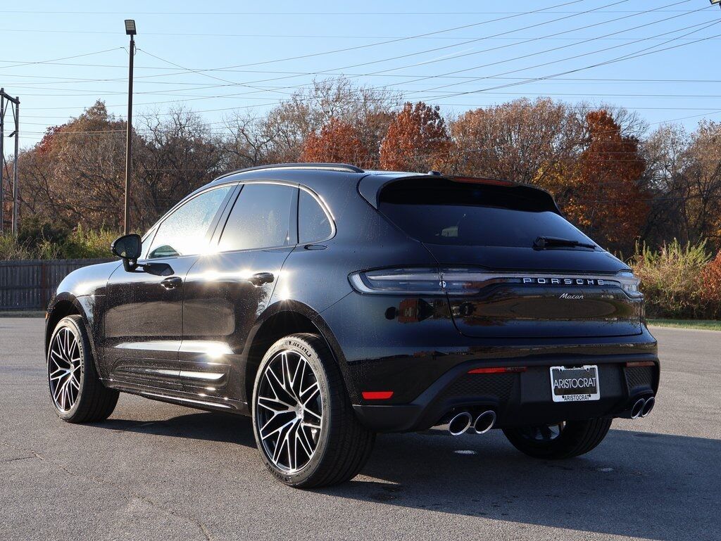 2026 Porsche Macan