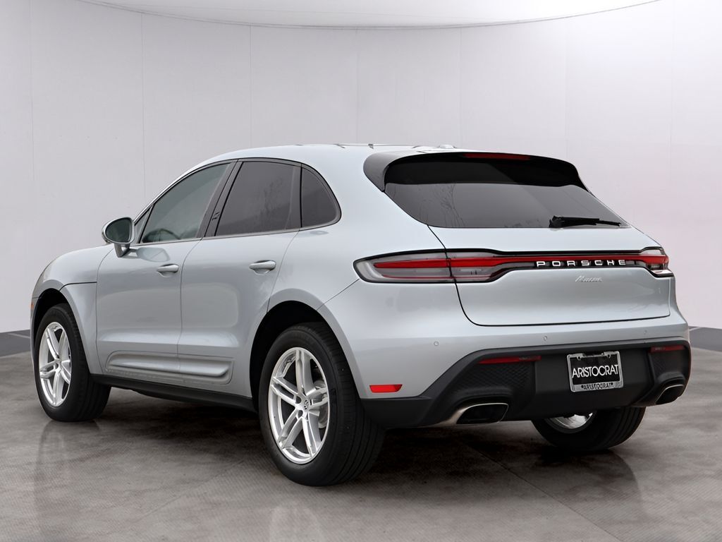2026 Porsche Macan