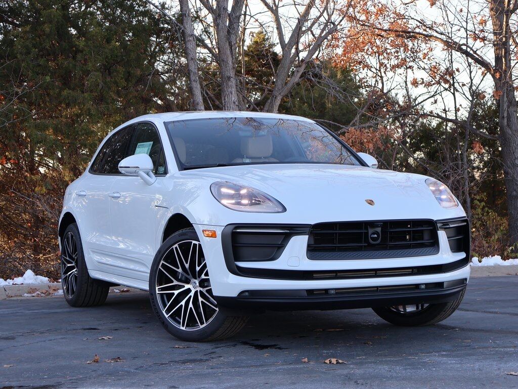 2026 Porsche Macan