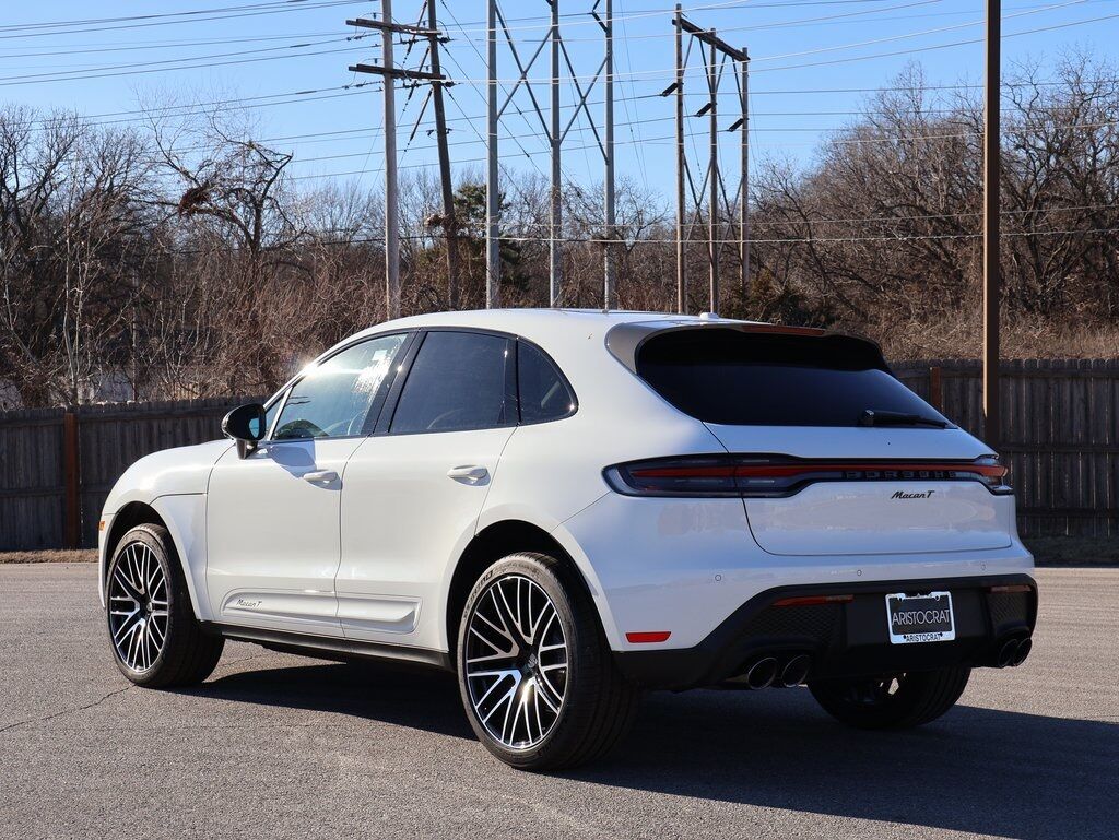 2026 Porsche Macan