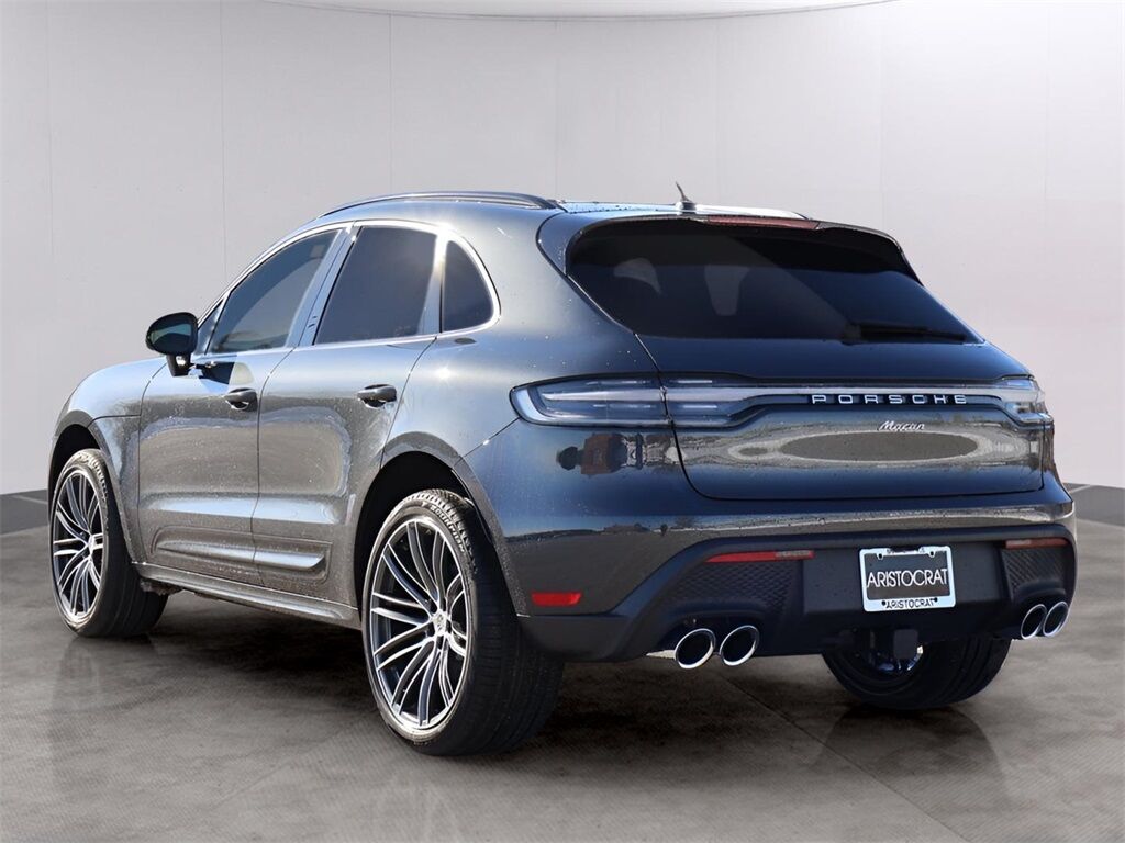 2026 Porsche Macan