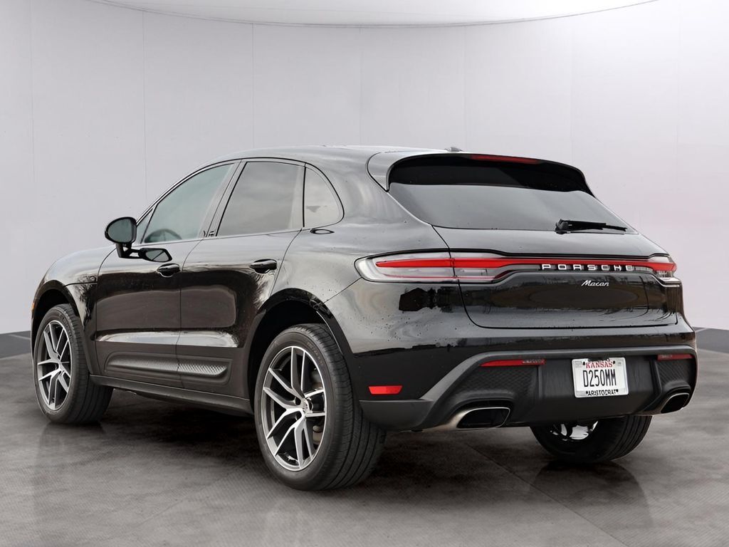 2026 Porsche Macan