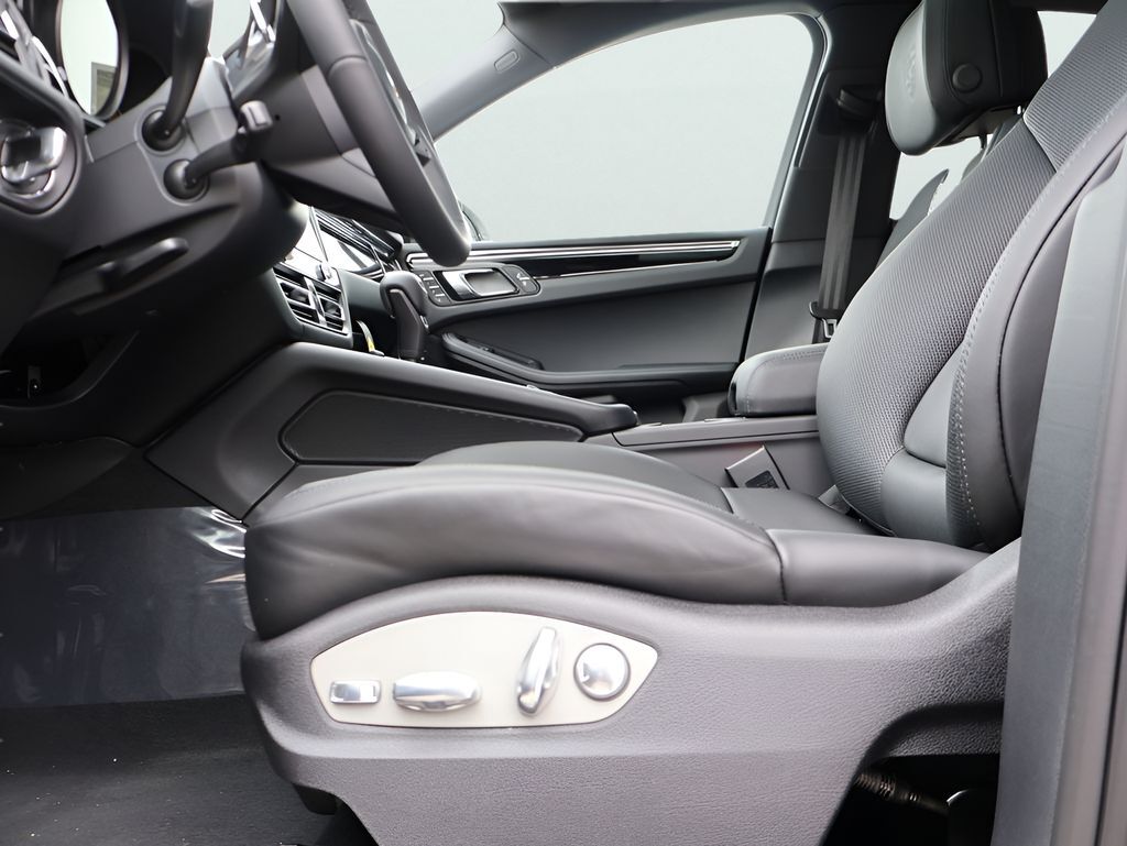 2026 Porsche Macan San Clemente CA