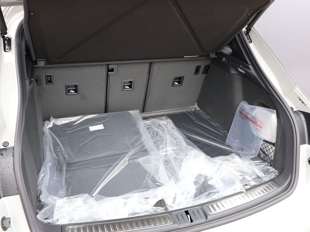 2026 Porsche Macan San Clemente CA