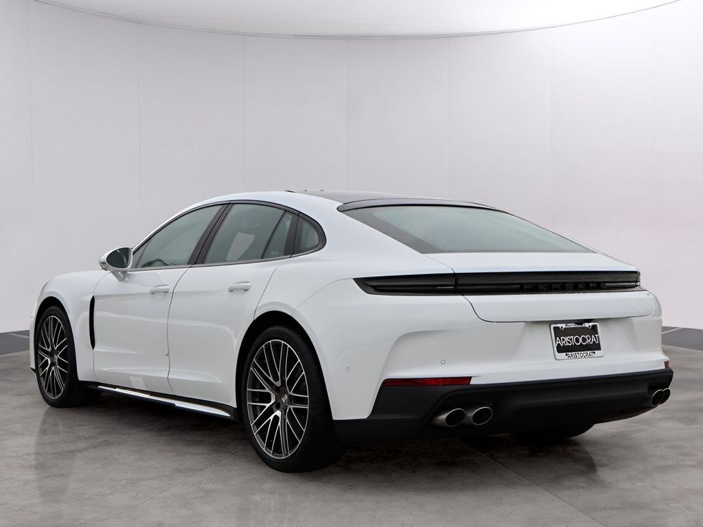 2026 Porsche Panamera